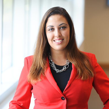 Denise Fernandez headshot