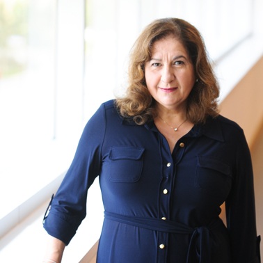 Paula Menzies headshot