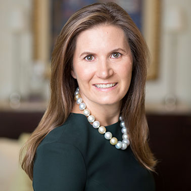 Erin Donohue headshot
