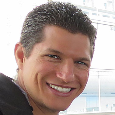 Jordan Gnat headshot