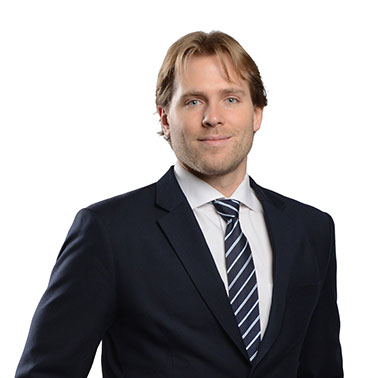 Kyle Macdonald headshot